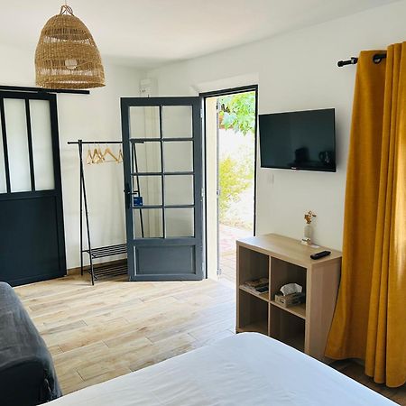 Le Cabanon Hotel Collobrieres Bagian luar foto